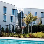 فندق Dali Val D'europe, Tapestry Collection By Hilton 4*