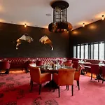 Dali Val D'europe, Tapestry Collection By Hilton فندق