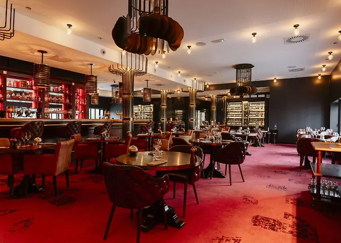 Hotel Dali Val D'europe, Tapestry Collection By Hilton 4*